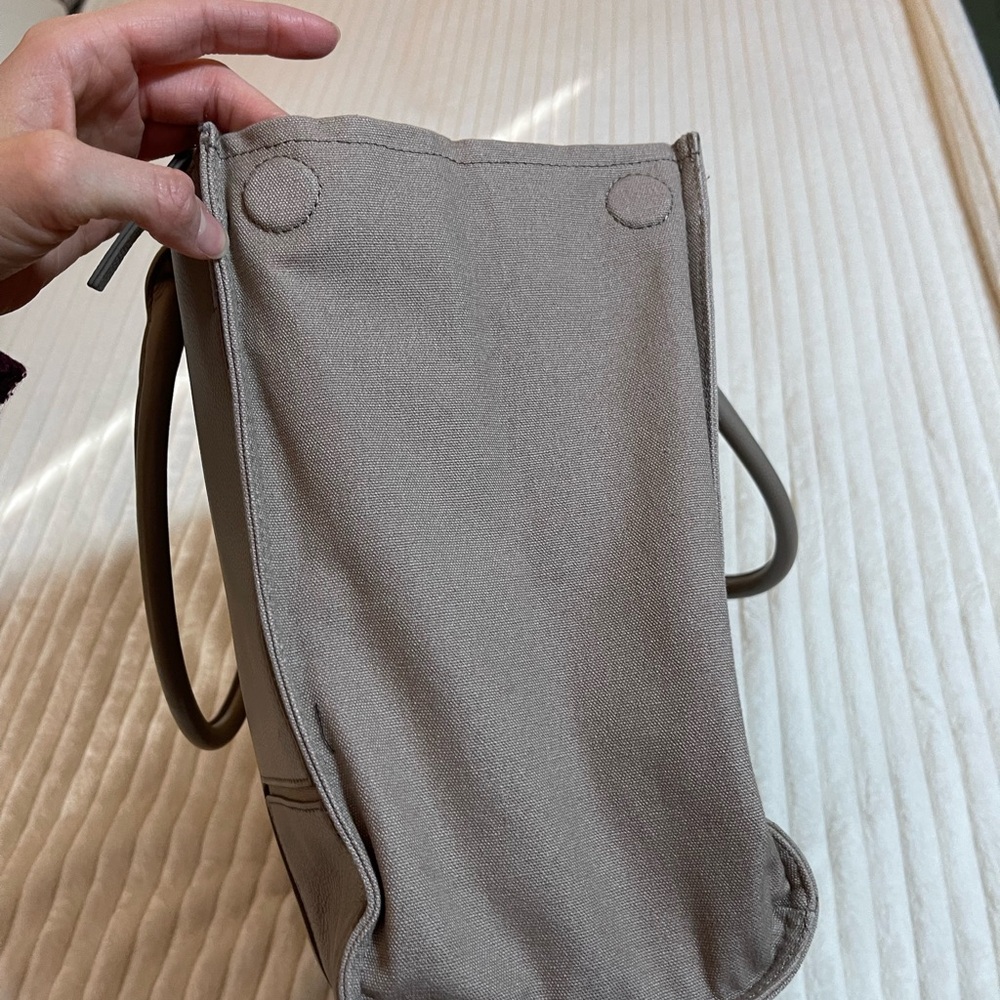 Tory Burch | Taupe | Leather Ella Tote - Picture 10 of 17